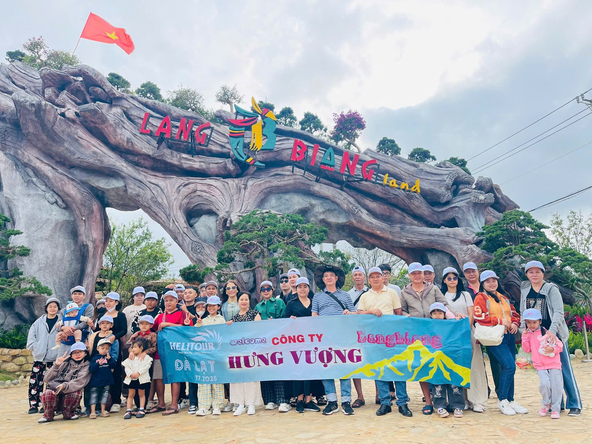 Chưa biết Đà Lạt chơi gì ở đâu thì đến ngay Langbiang Land nhé.