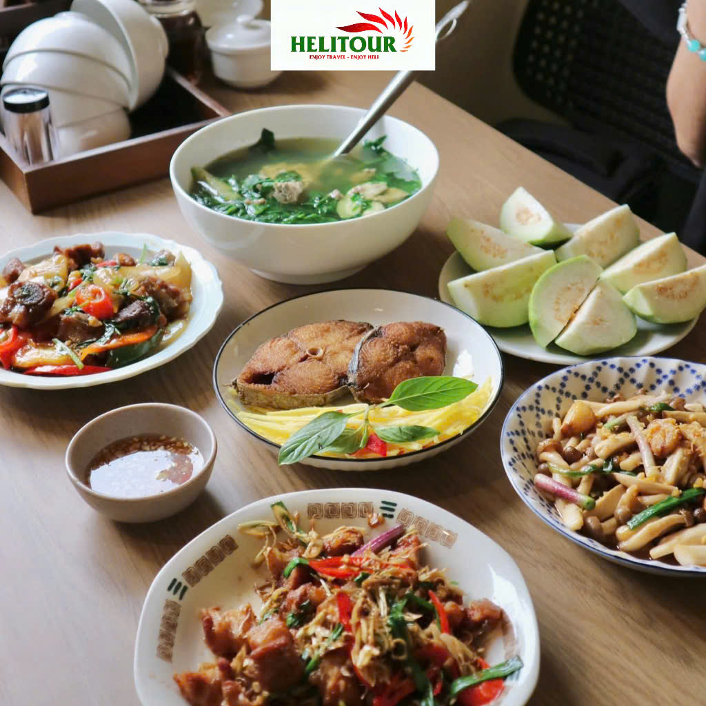 Quán Cơm Linh Đà Lạt.